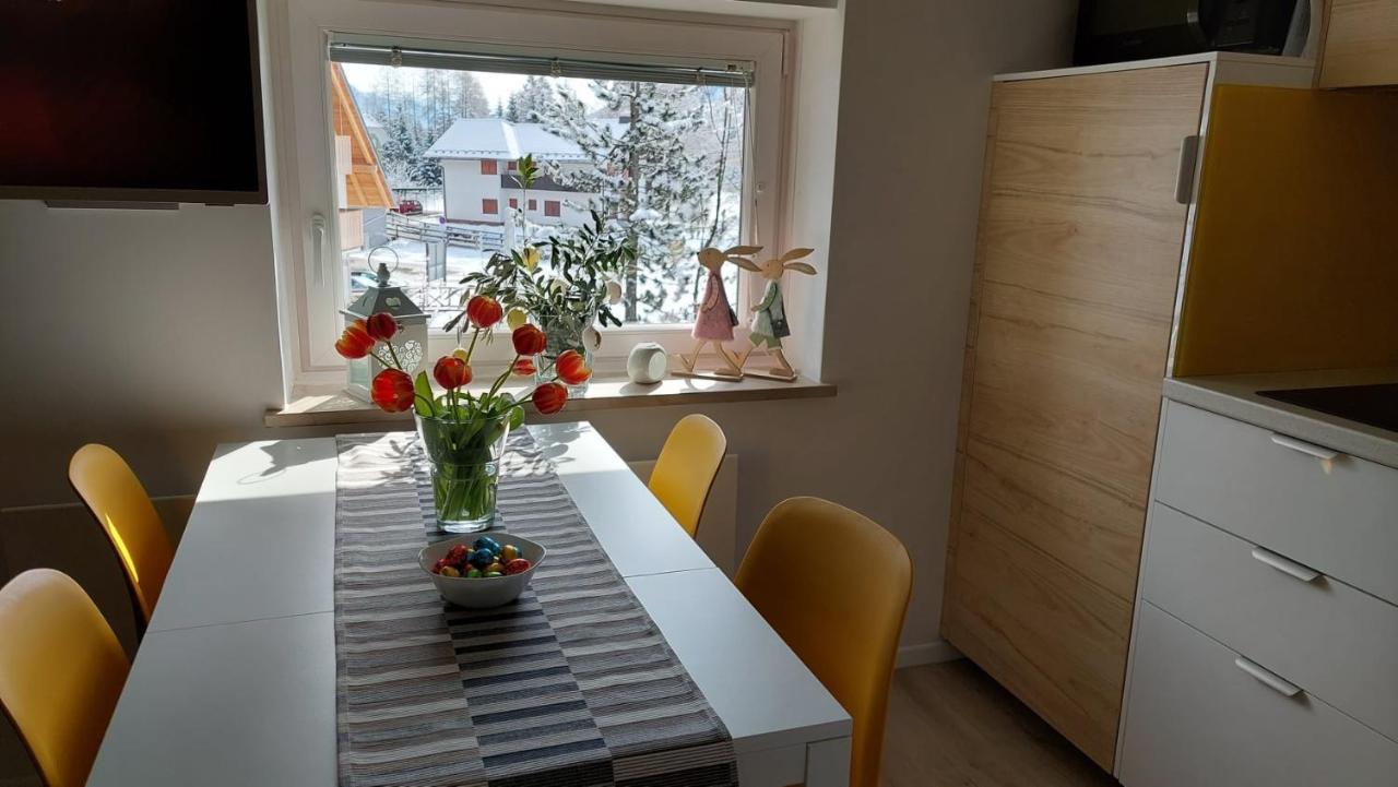 Apartma Marjetica Гозд Мартулек Екстериор снимка