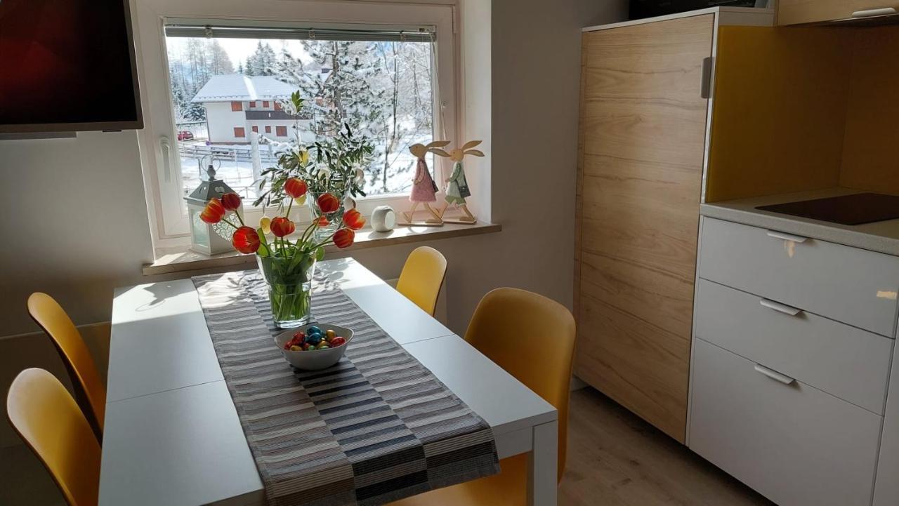 Apartma Marjetica Гозд Мартулек Екстериор снимка