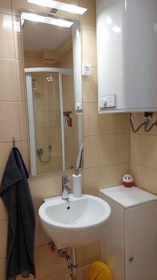 Apartma Marjetica Гозд Мартулек Екстериор снимка